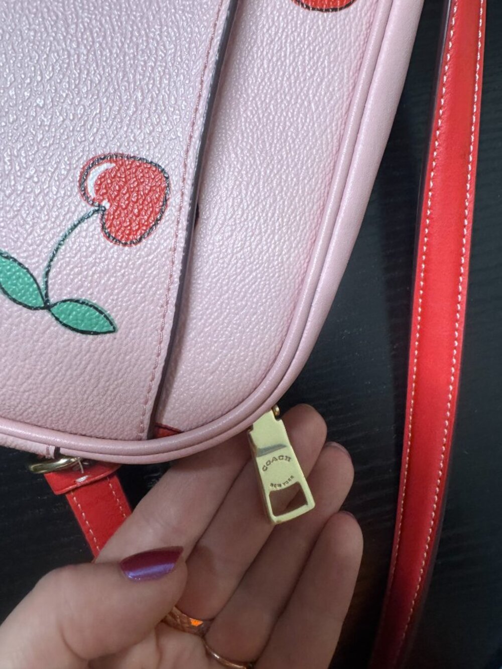Rare Coach Cherry Print Crossbody Bag 🍒 - Picture 6 of 6